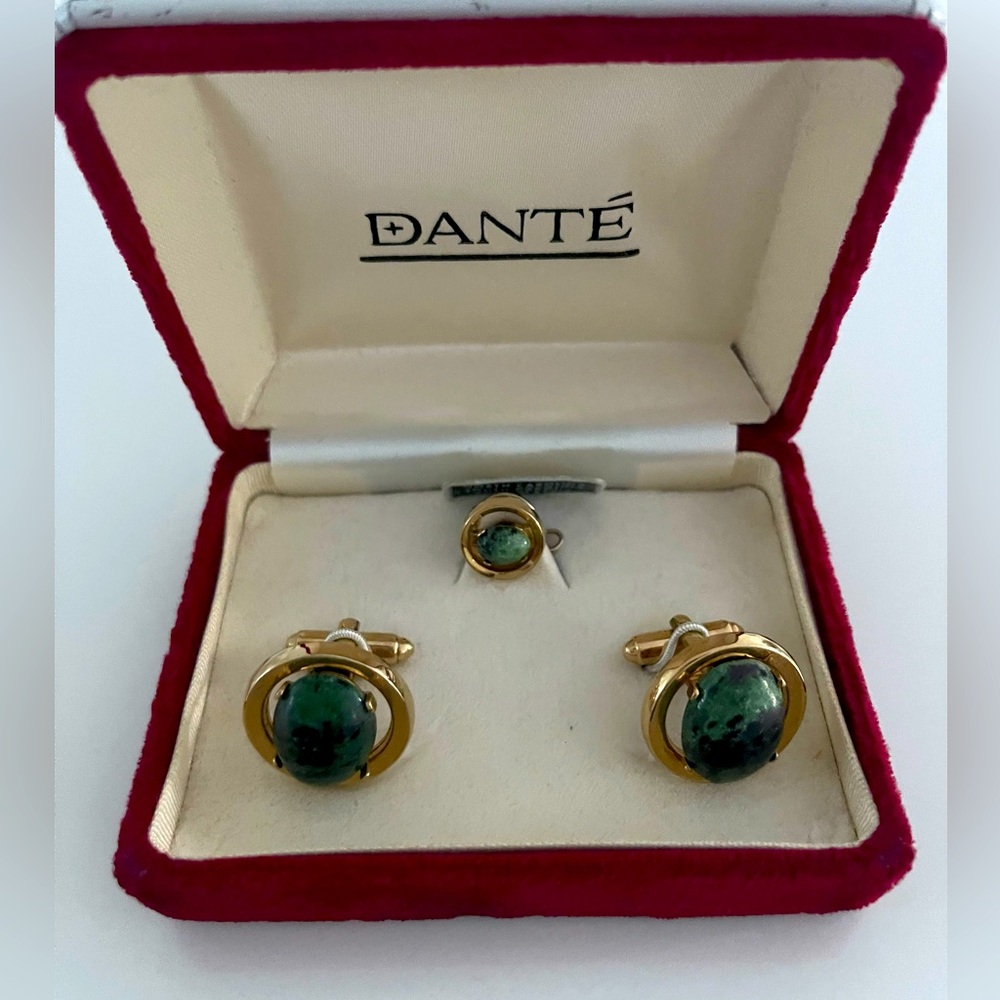 Danté Men Cufflinks with pin in gold-toned with green gemstone.